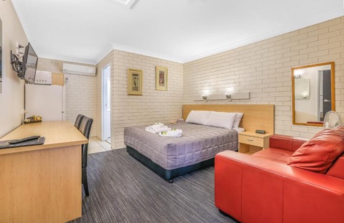 East Tamworth Hotel | Stagecoach Inn Motel