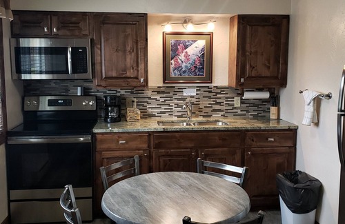 Dubois Hotel | Stagecoach Inn & Suites