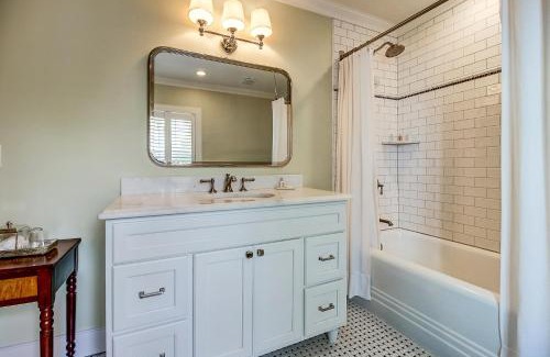 Goshen Hotel | Stagecoach Inn