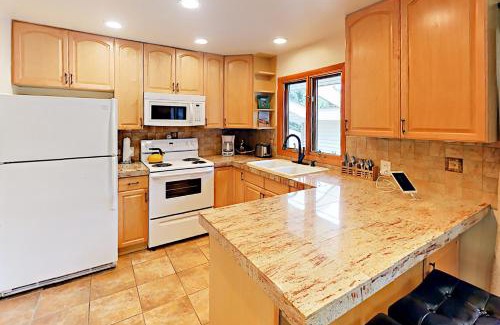 Carbondale Apartment | Stagecoach Lane House