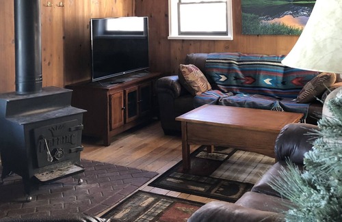 Mesa House | Staggering view from cozy cabin near Powderhorn Ski resort and the Grand Mesa!