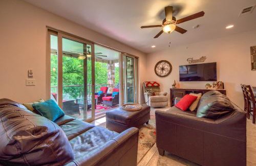 New Braunfels Apartment | Stairway to Heaven RG 204