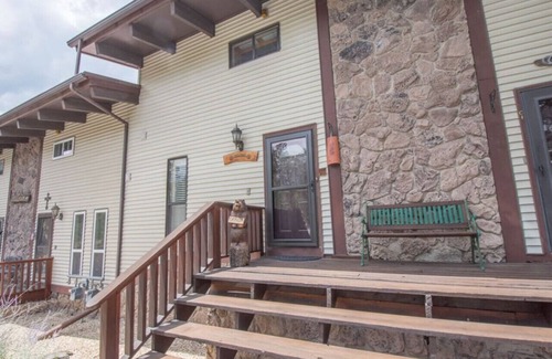 Ruidoso Condo | Stairway to Heaven - Unit C2
