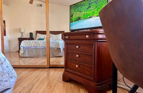 Hemet House | Stallion Crest Suite with TV and private bathroom