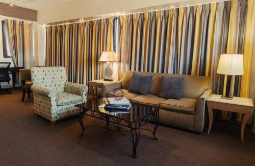 Downtown Hotel | Stamford Suites