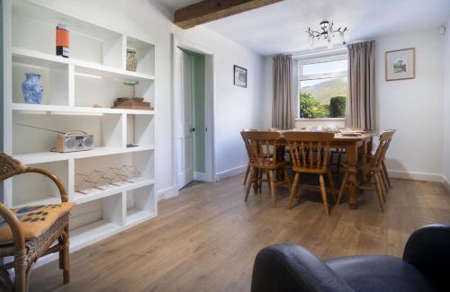 Troutbeck House | Stamp Howe - Great Views with garden and pub nearby
