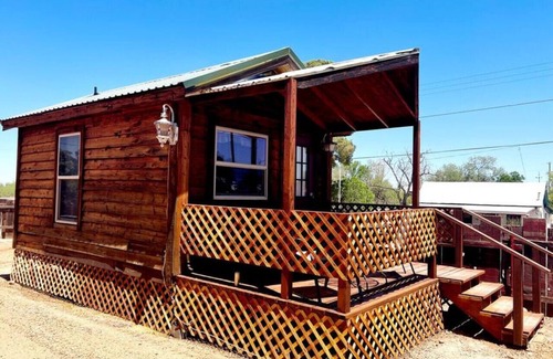 Tombstone House | Stampede Cabin #3 Tombstone