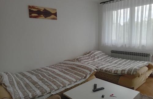 Teslic Apartment | Stan na dan Miki -M Teslic
