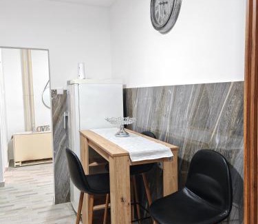 Mladenovac Apartment | Stan na dan Smederevska palanka