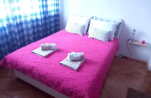 Downtown Apartment | Stan u centru