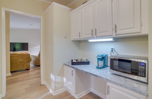 Hood Cabin | Stanardsville Cabin Rental ~ 24 Mi to Shenandoah!