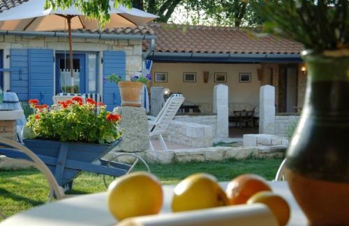Stifanici House | Stancija Baladur in Rakovci - 3 Häuschen für insgesamt 6 Personen Baladur 3