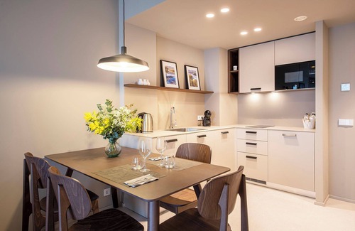 Banyoles Apartment | STANDARD APARTMENT WITH TWO BEDS