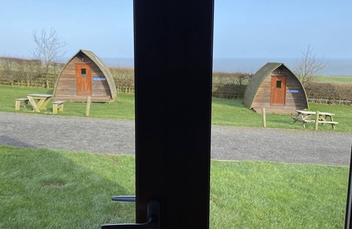 Berwick-upon-Tweed Cabin | Standard Dog Friendly Wooden Cabin
