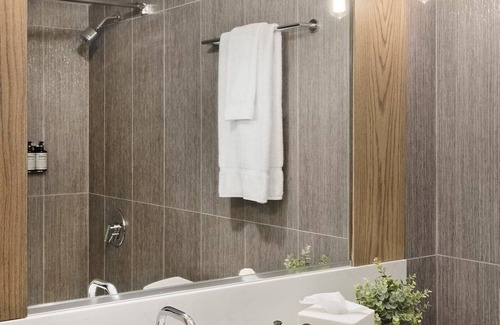 Teton Village Hotel | Standard King, Gravity Haus, Heated Pool, Steps from Ski Lifts