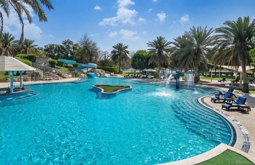Al Ain Apartment | Standard Room Near Al Aini Park By Luxury Bookings