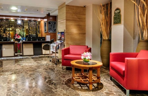 Abu Dhabi City Center Apartment | Standard Studio Near Al Qahwa Al Arabia Cafe By Luxury Bookings