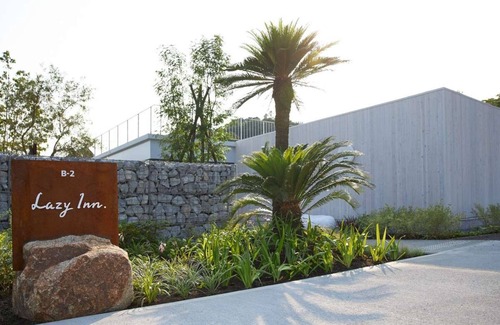Awaji House | Standard Type Villawith dog Plan with your dog / Awaji Hyōgo