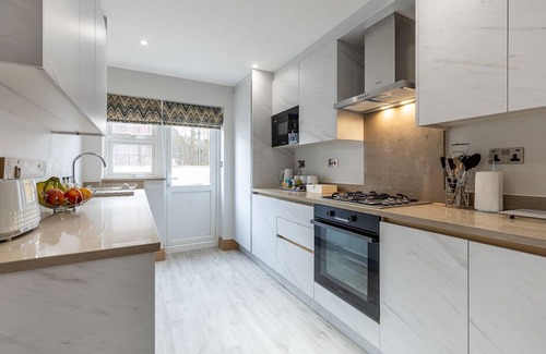Reading House | Stanley House - 4-Bed, 4-Bath Home
