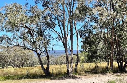 Greenlands House | Stanthorpe Country Retreat 'Ash Haven'