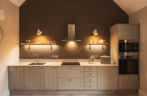 Christchurch Apartment | Stapledon - Luxury Cottages