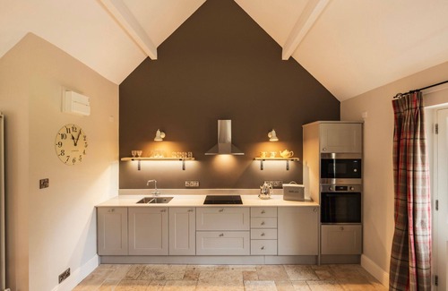 Christchurch Apartment | Stapledon - Luxury Cottages
