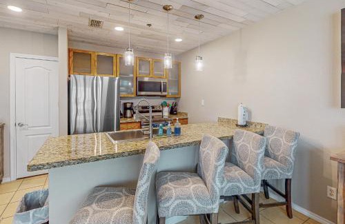 South Padre Island Apartment | Star Beachside Condominiums 106
