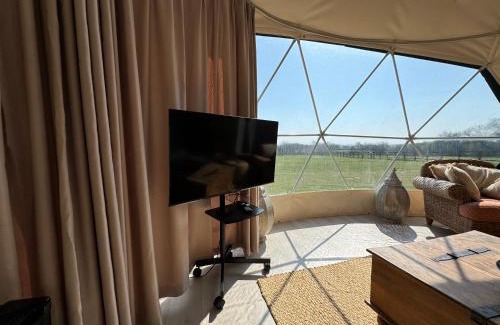 Cuddesdon Other | Star gazing Dome 1 MERCURY with cozy log burner