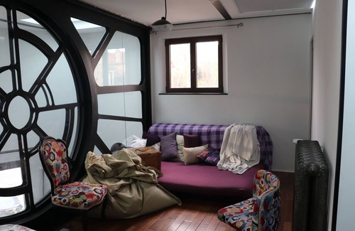 Dourdan House | Star Wars loft with mezzanine near Paris