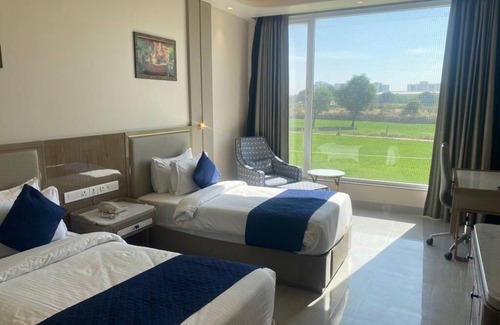 Jaipur Hotel | Stardom Resort