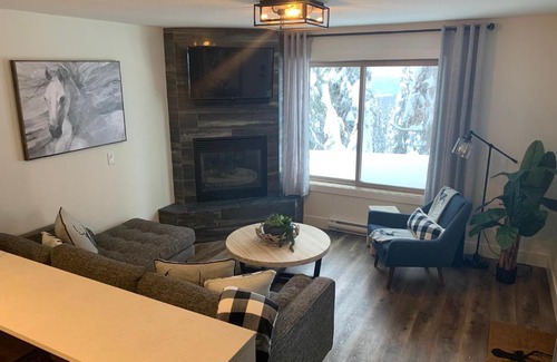 Silver Star Mountain House | Stardust