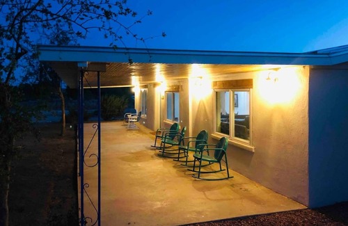 Marathon House | Stardust Corral - 1920's Adobe Home in Marathon TX - Gateway to Big Bend NP!