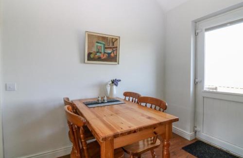 Gruline House | Starfish Cottage