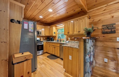 Ridgeline Vistas Cabin | Stargazer - Mineral Bluff