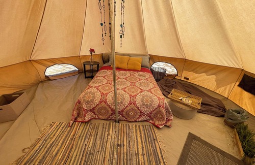 Los Angeles County RV Rental | Stargazers delight at desert🏜 yurt with great sunsets and open landscape