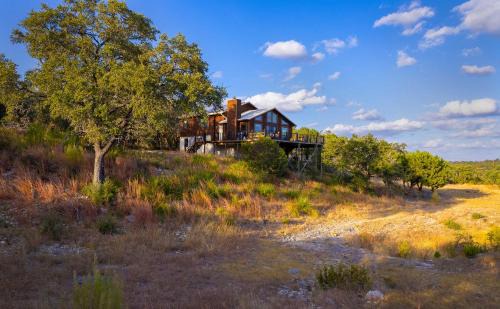 Johnson City House | Stargazers Delight - Sleeps 12