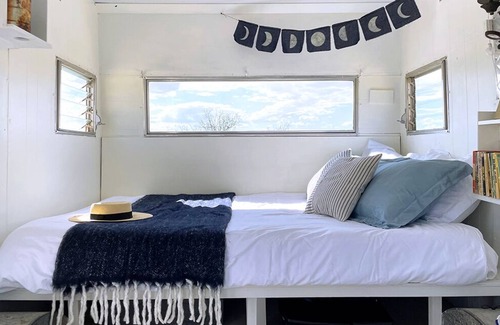 Alpine House | Stargazing Glamping Heaven in Big Bend