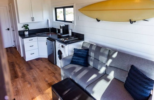 Lancaster House | Stargazing Tiny Home - Starry Haven