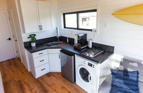 Lancaster House | Stargazing Tiny Home - Starry Haven