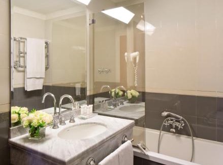 Oltretorrente Hotel | Starhotels Du Parc
