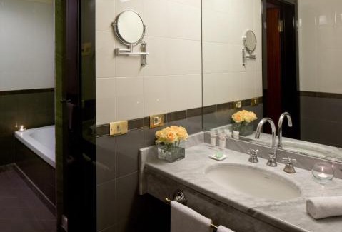 Oltretorrente Hotel | Starhotels Du Parc