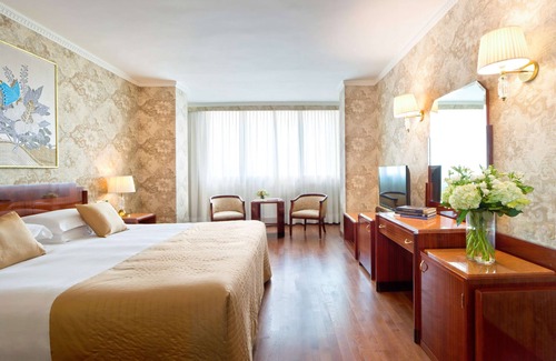 Oltretorrente Hotel | Starhotels Du Parc