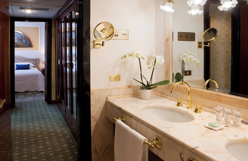 Oltretorrente Hotel | Starhotels Du Parc