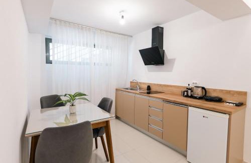 Qafe e Gjashtes Apartment | StarLight Apartments 2