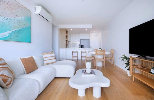 Palm Beach Apartment | Starlit Palms Chic Poolside Haven by the Beach