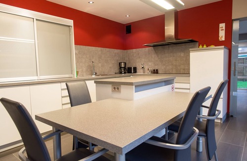 Poelkapelle Villa | START ENJOYING NOW.