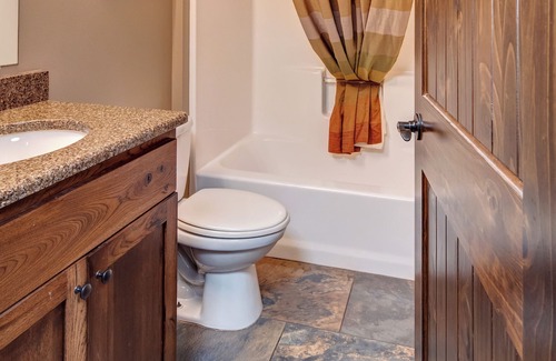 Custer Resort | State Game Lodge at Custer State Park Resort