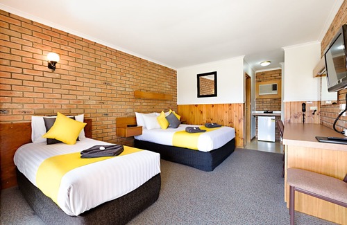 Corowa Hotel | Statesman Motor Inn