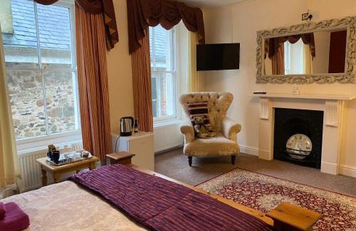 South Brent Hotel | Station House, Dartmoor and Coast located, Village centre Hotel
