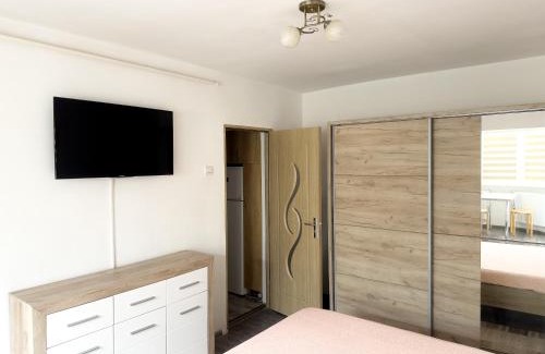 Turda Apartment | Stay at Michael's - Chic & Cozy